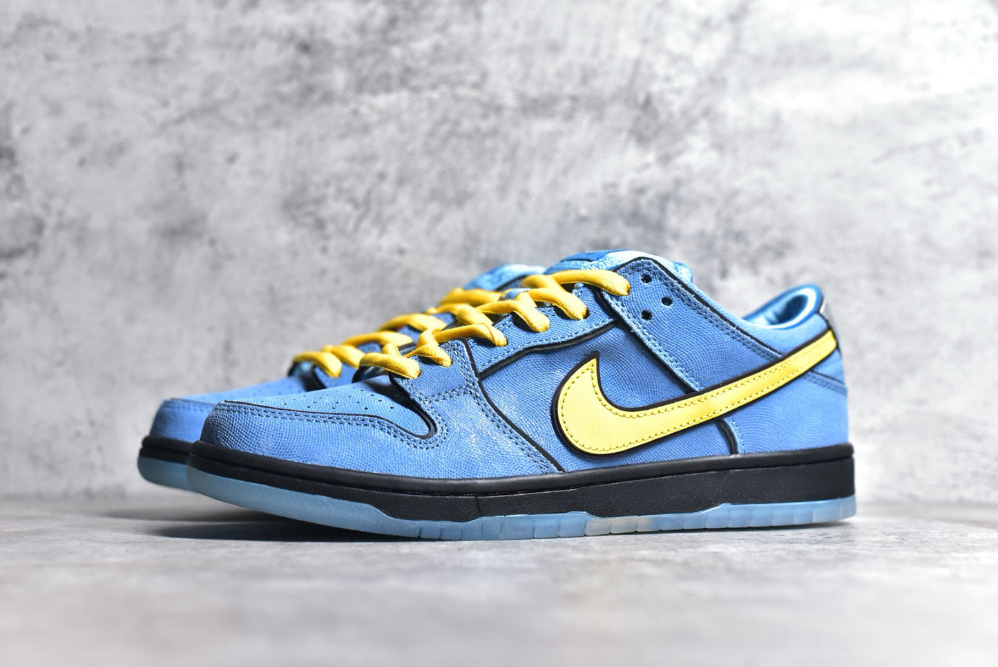 Dunk Low Powerpuff Girls blue