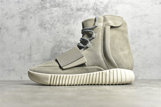 Yeezy 750 OG Light Brown