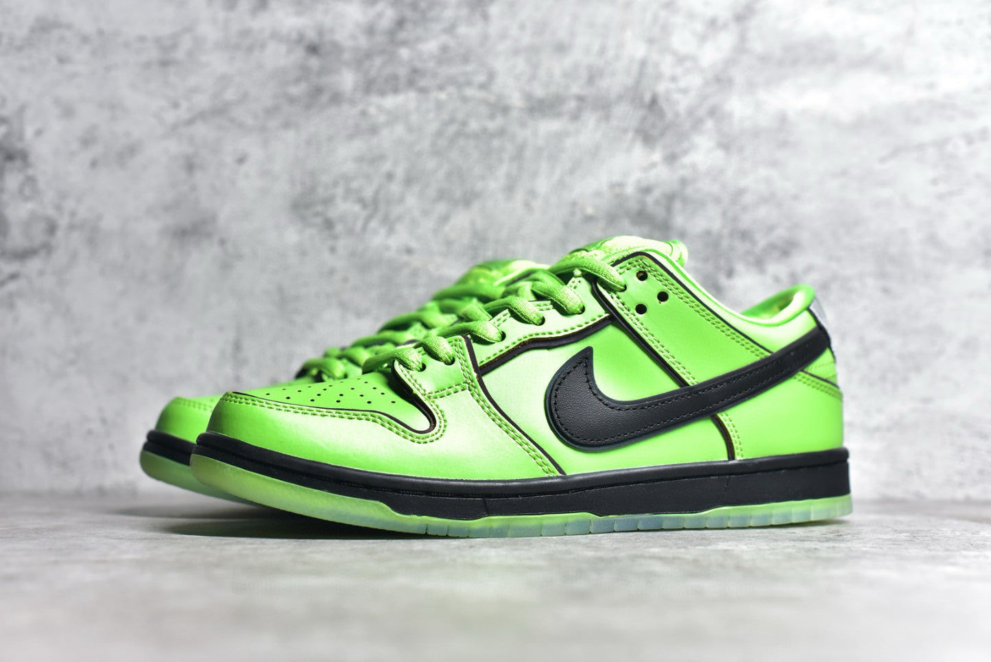 Dunk Low Powerpuff Girls green