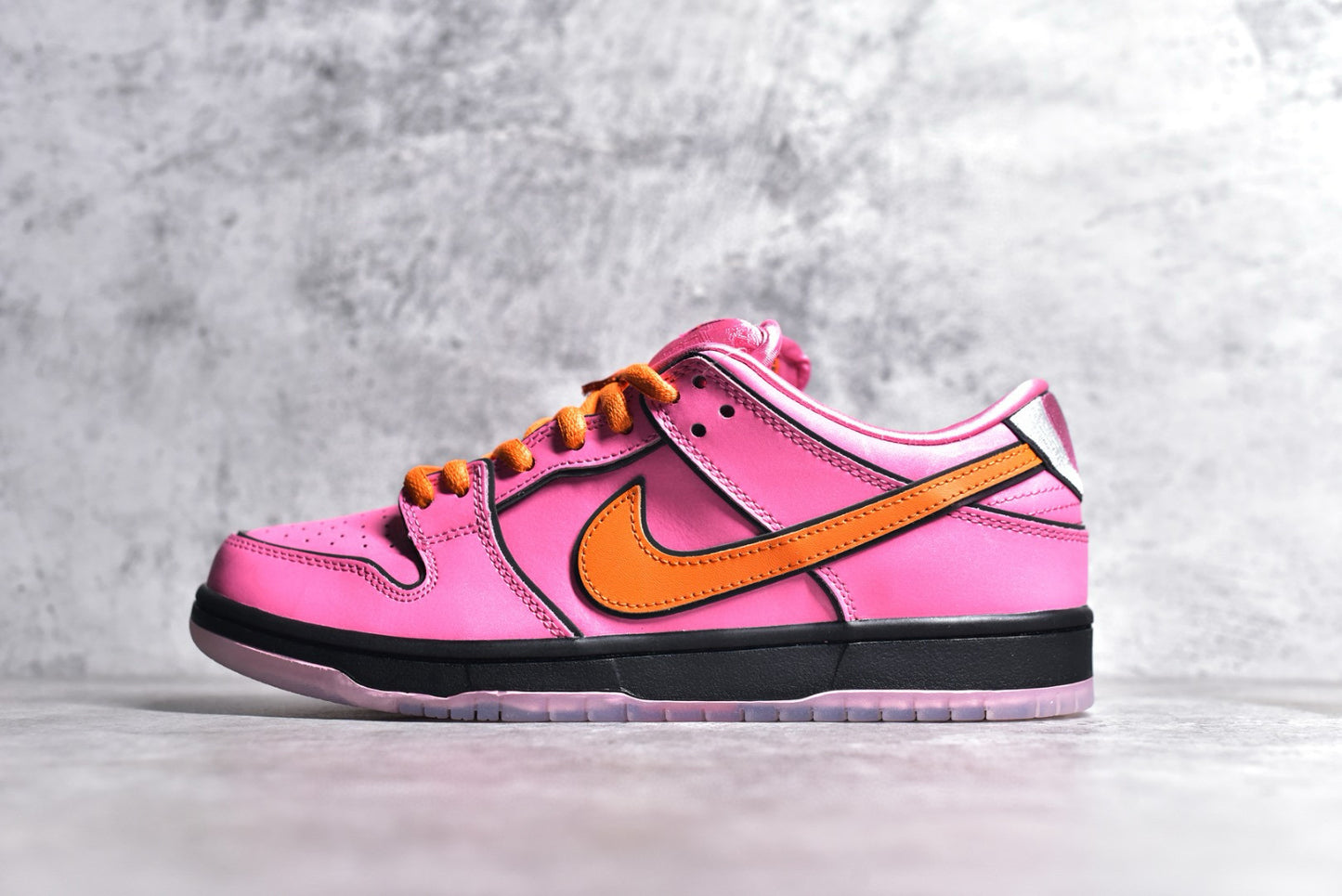 Dunk Low Powerpuff Girls pink