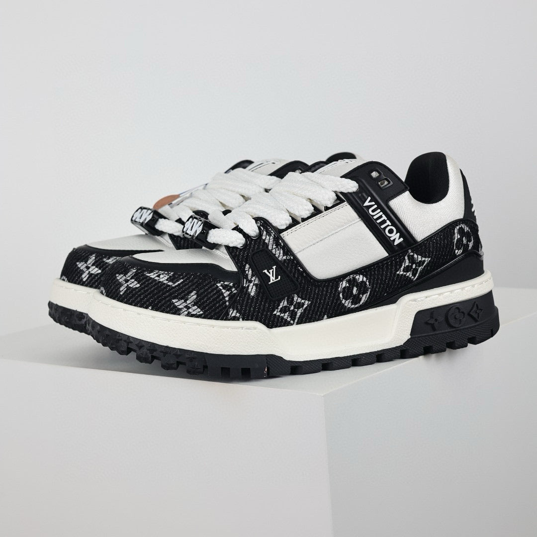 LV Trainer Maxi 06