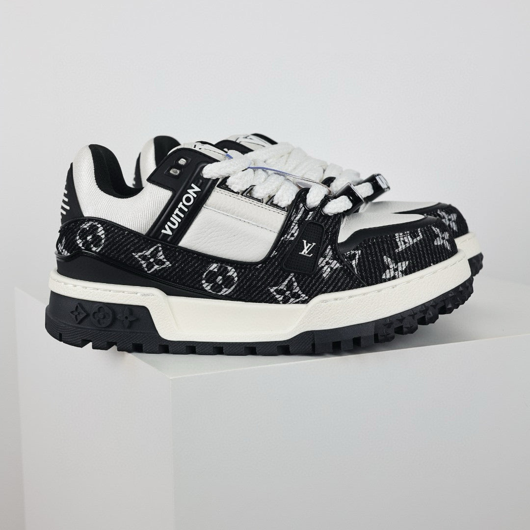 LV Trainer Maxi 06