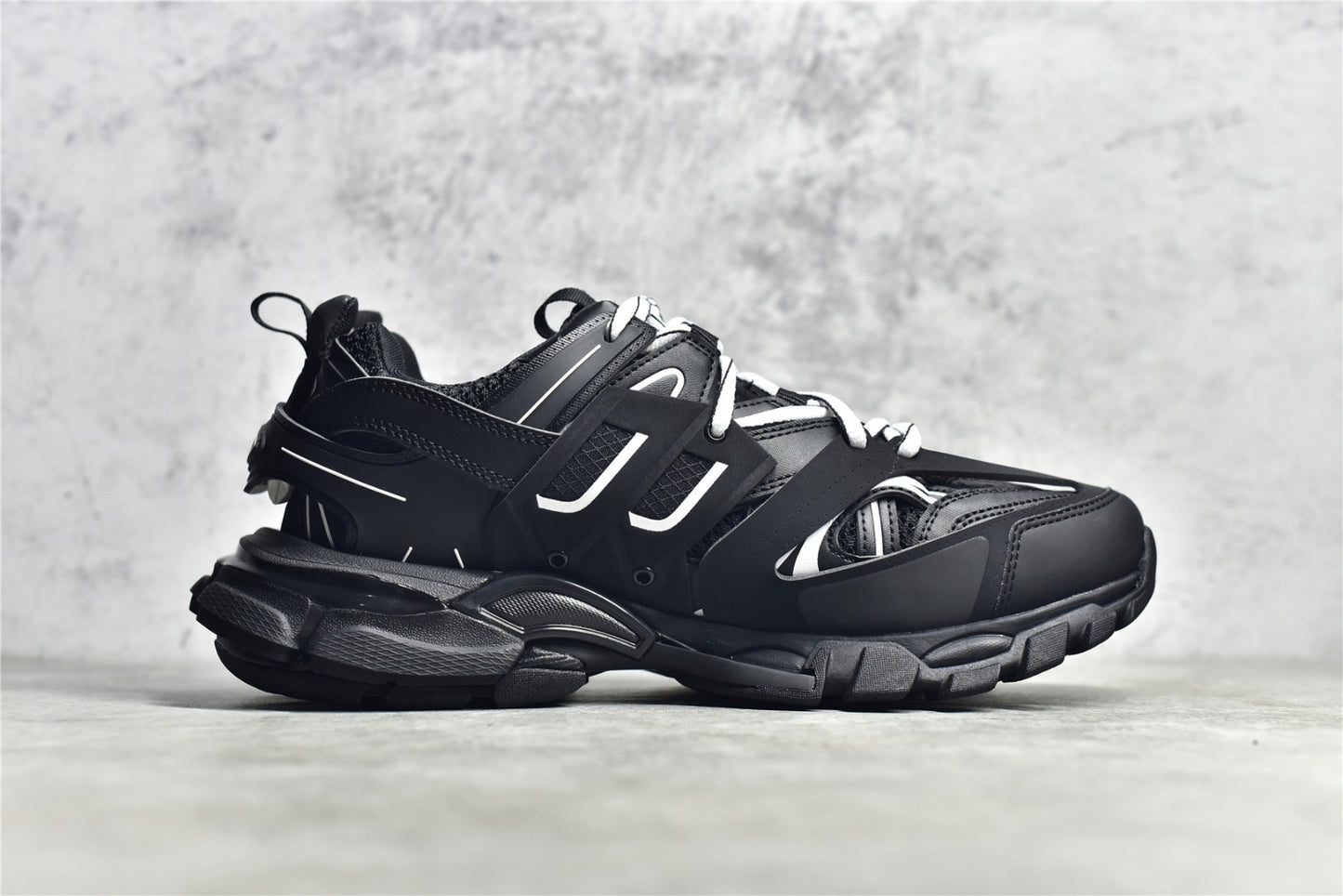 Balenciaga Track Black