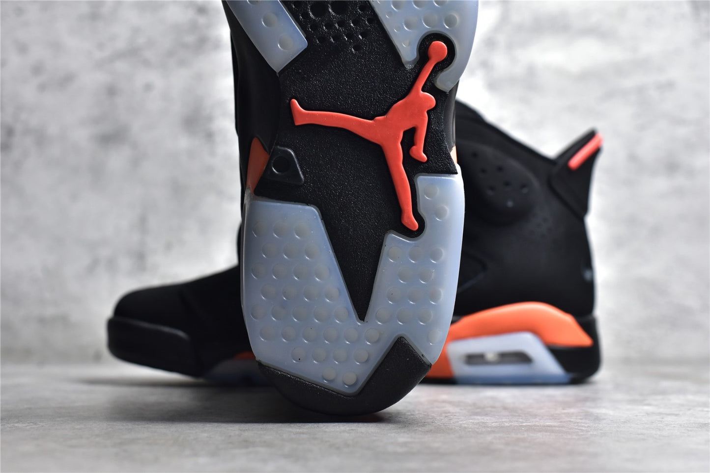 AJ6 Black Infrared