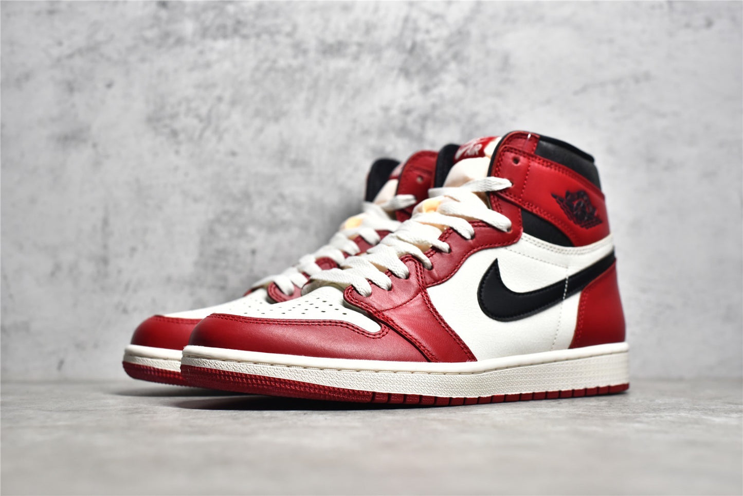 AJ1 Chicago Lost and Found