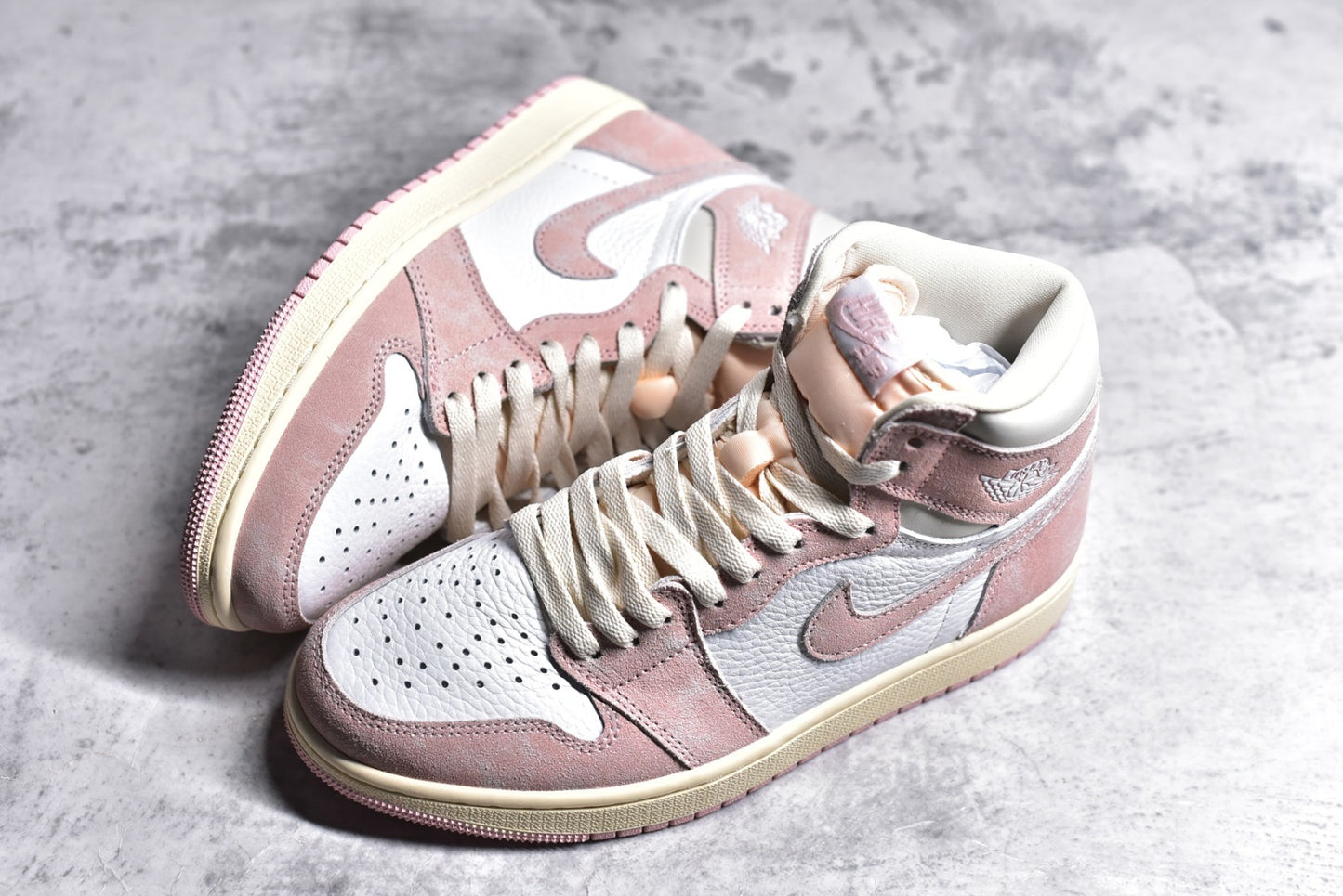 AJ1 Washed Pink