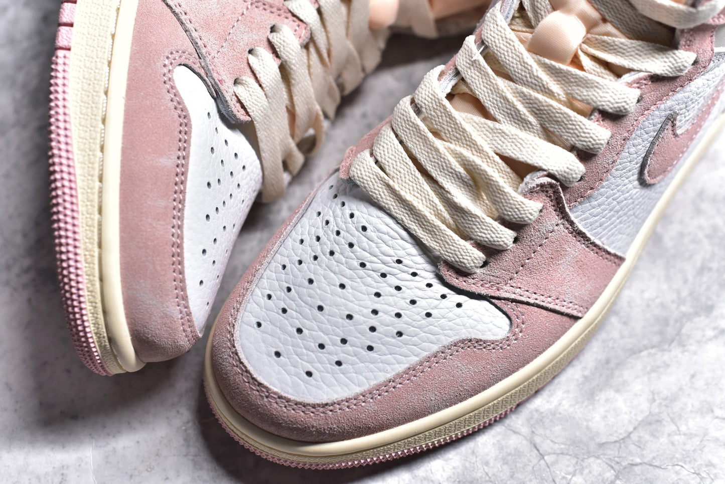 AJ1 Washed Pink