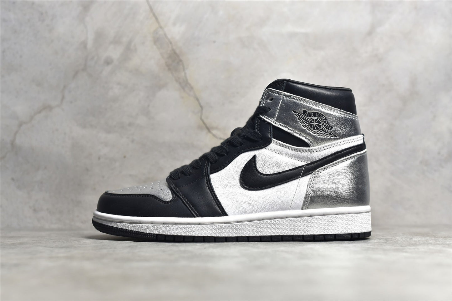 AJ1 Silver Toe