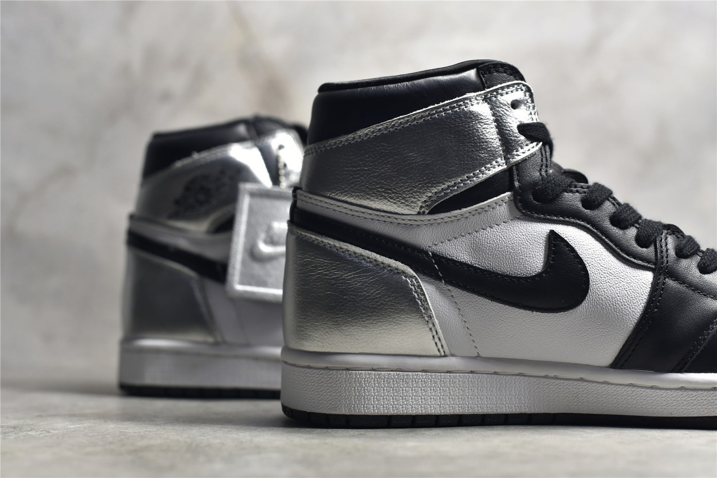 AJ1 Silver Toe