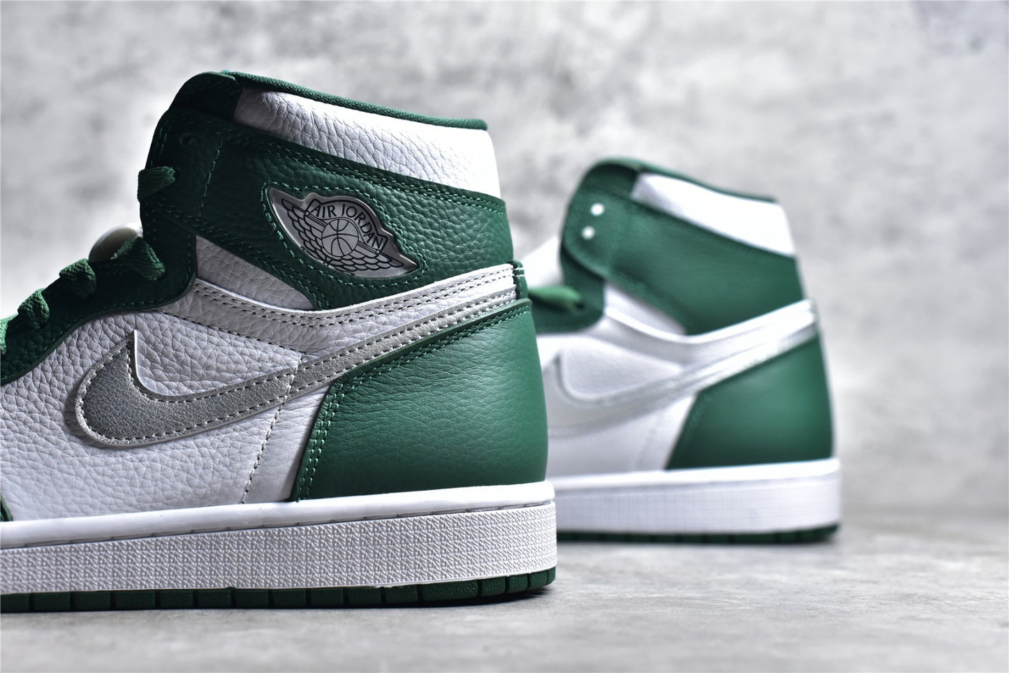 AJ1 Gorge Green