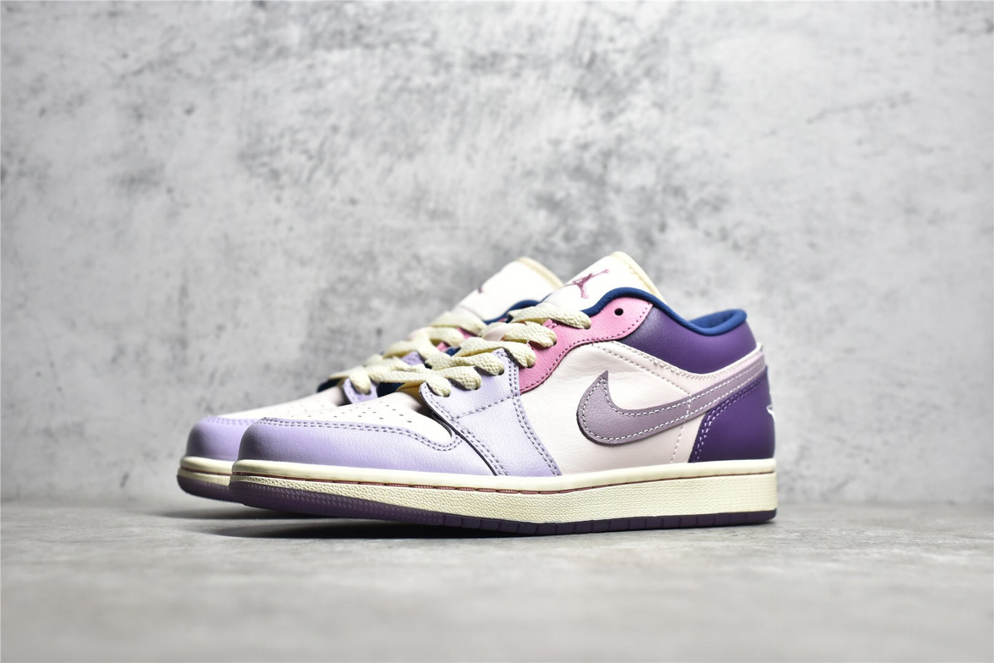 Jordan 1 Low Pastel Purple