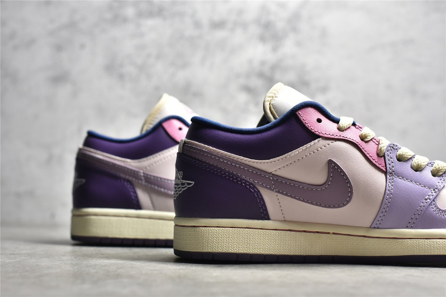 Jordan 1 Low Pastel Purple