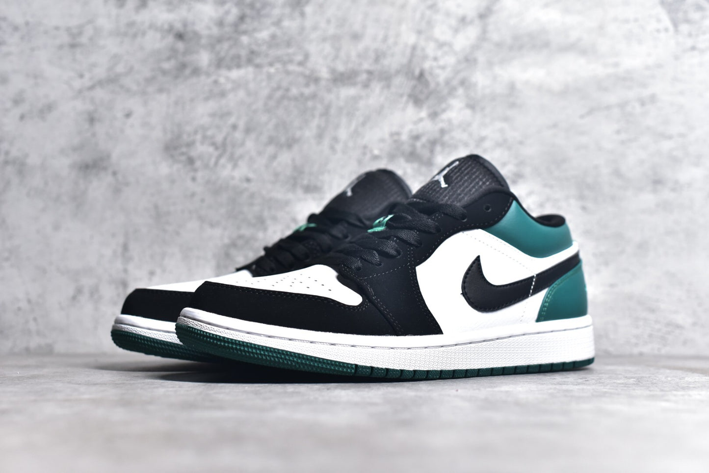 Jordan 1 Low White Black Mystic Green