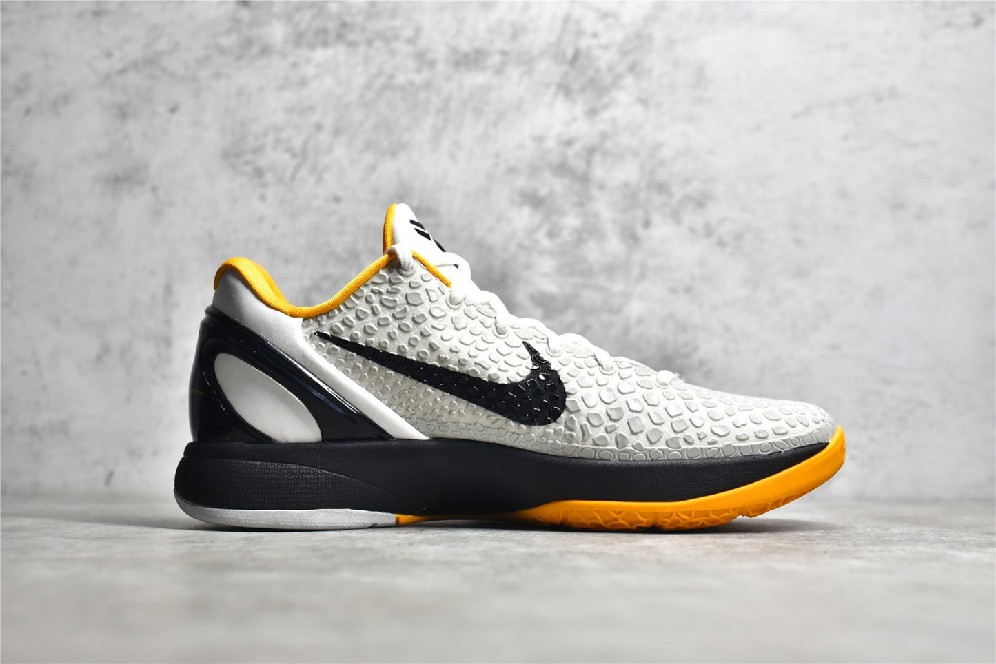 Kobe 6  Playoff Pack White Del Sol