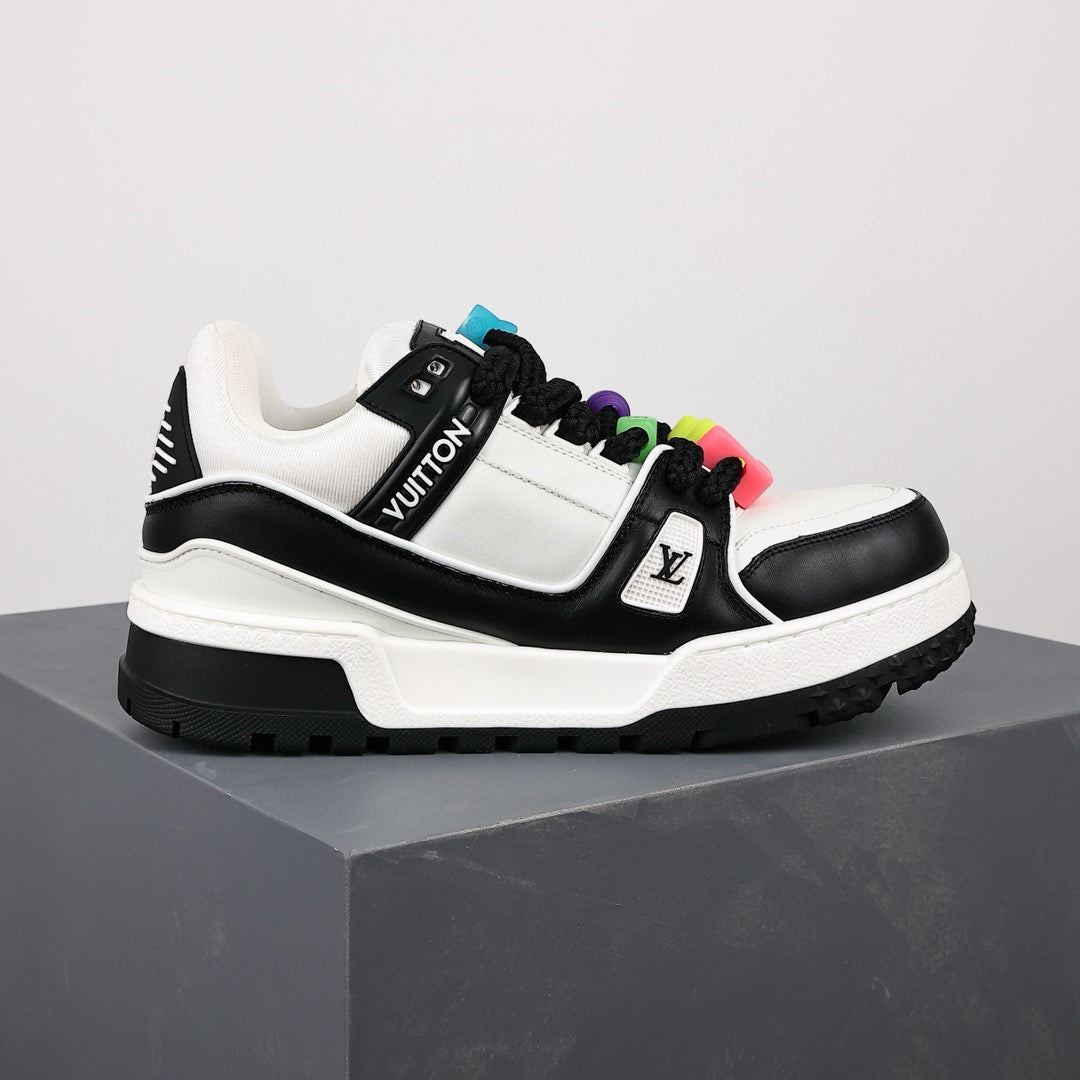 LV Trainer Maxi 03