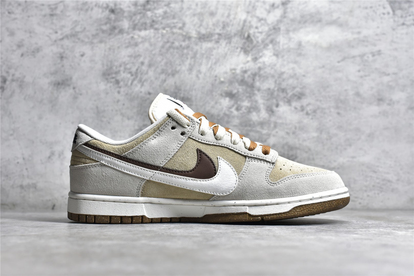 Dunk Low 85 White Brown Black