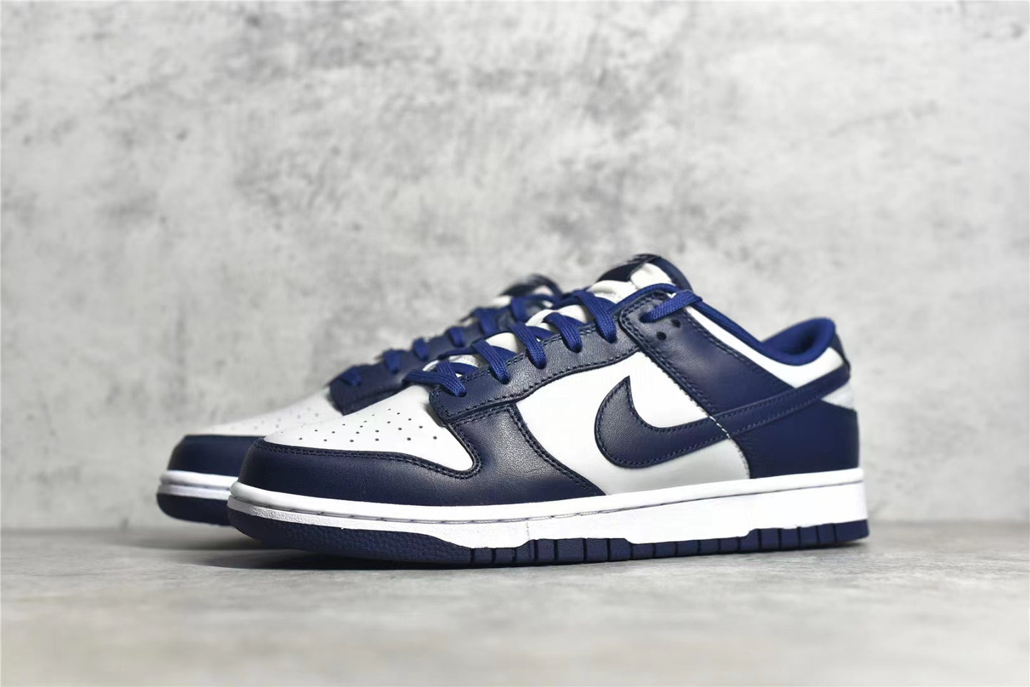 Dunk Low Georgetown