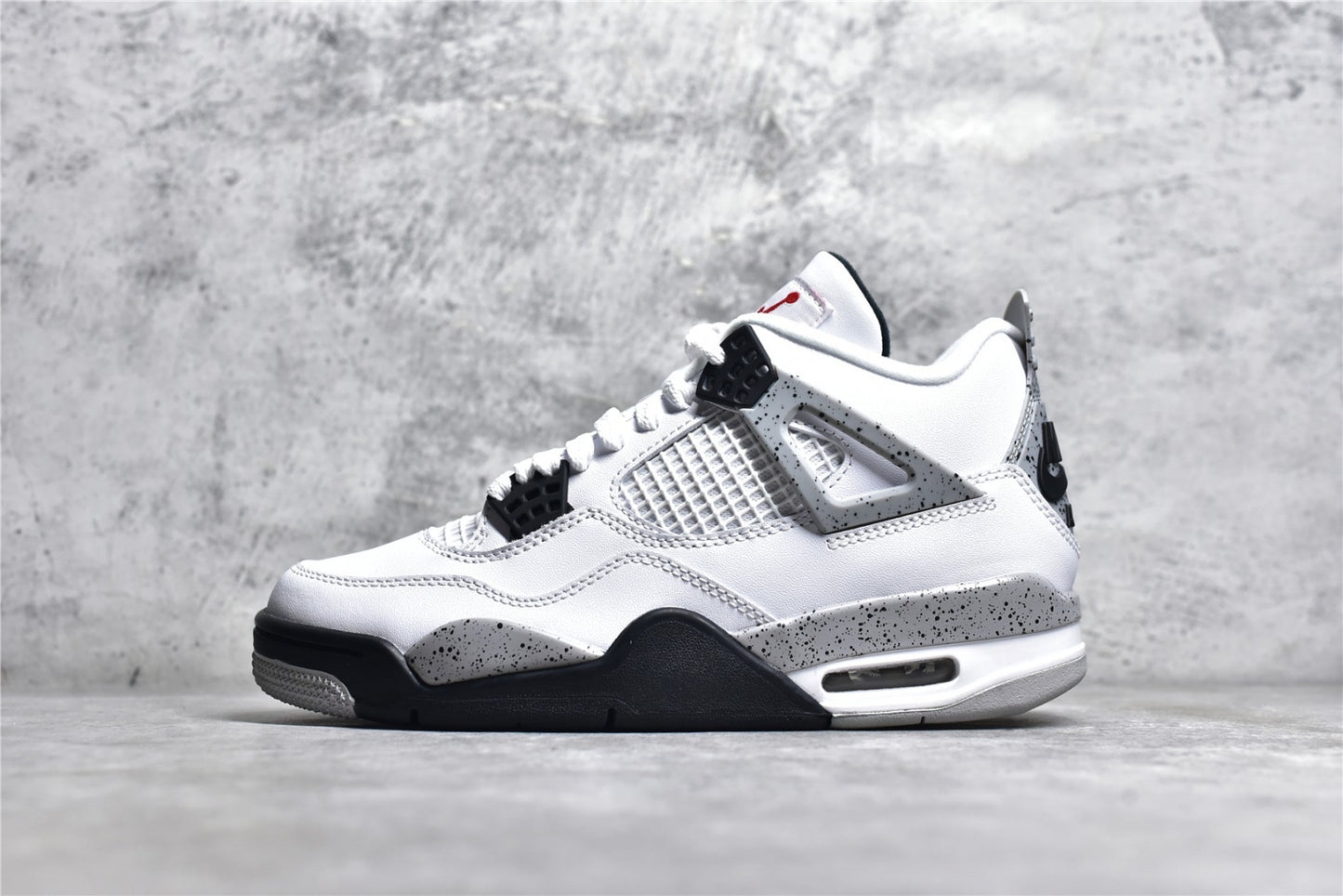 AJ4 White Cement