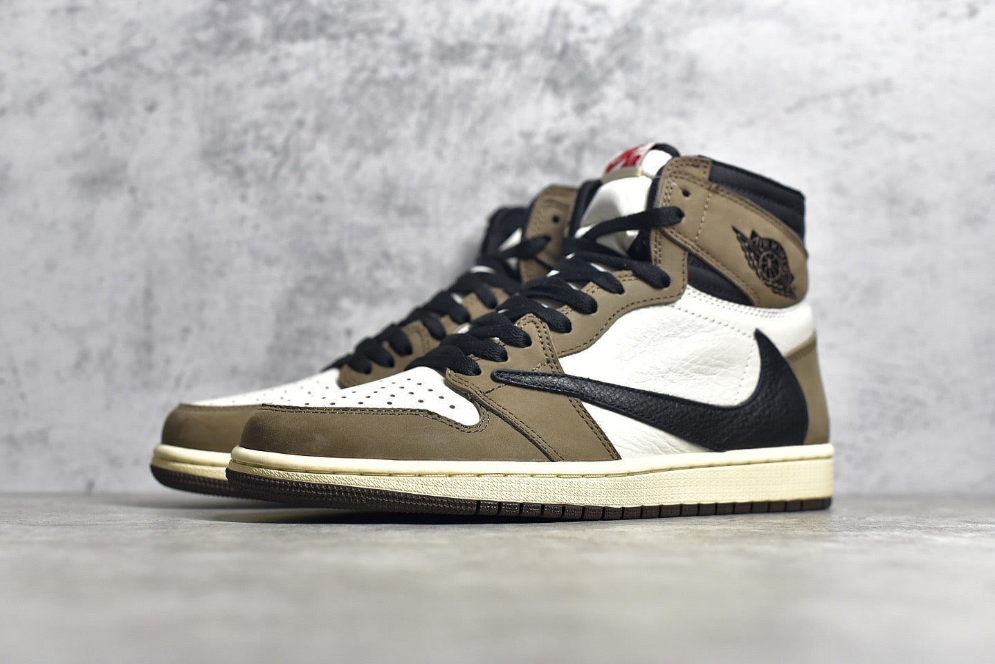 AJ1 High Travis Scott Dark Mocha