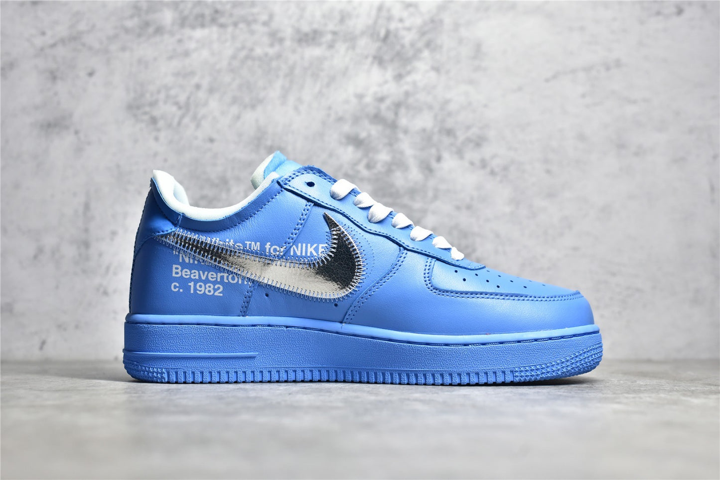 AF1 OW ”MCA“