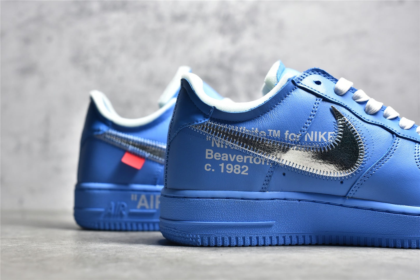 AF1 OW ”MCA“