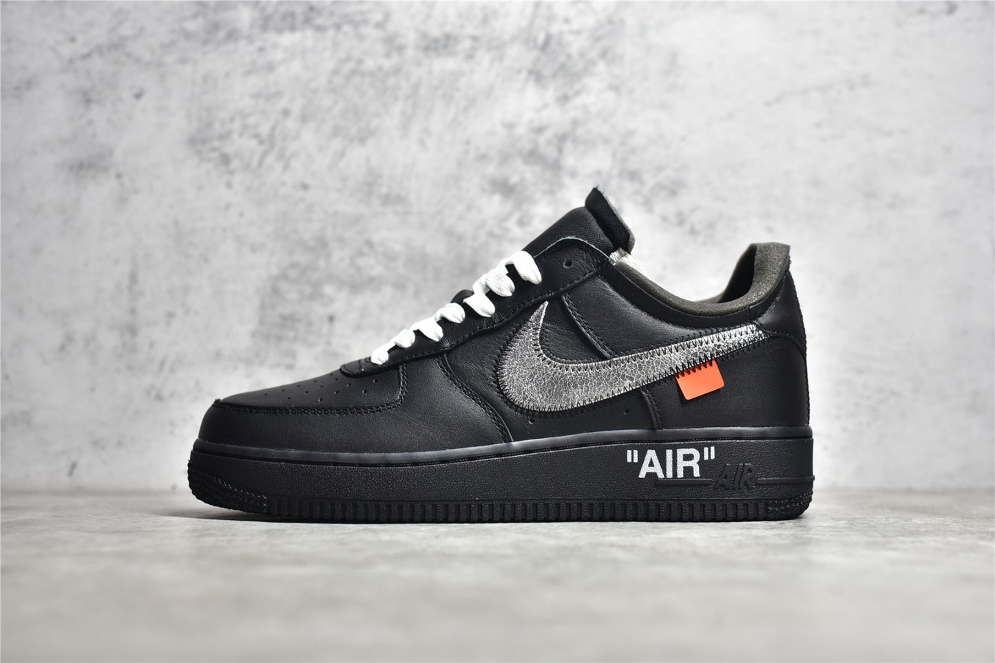 AF1 OW”Black“