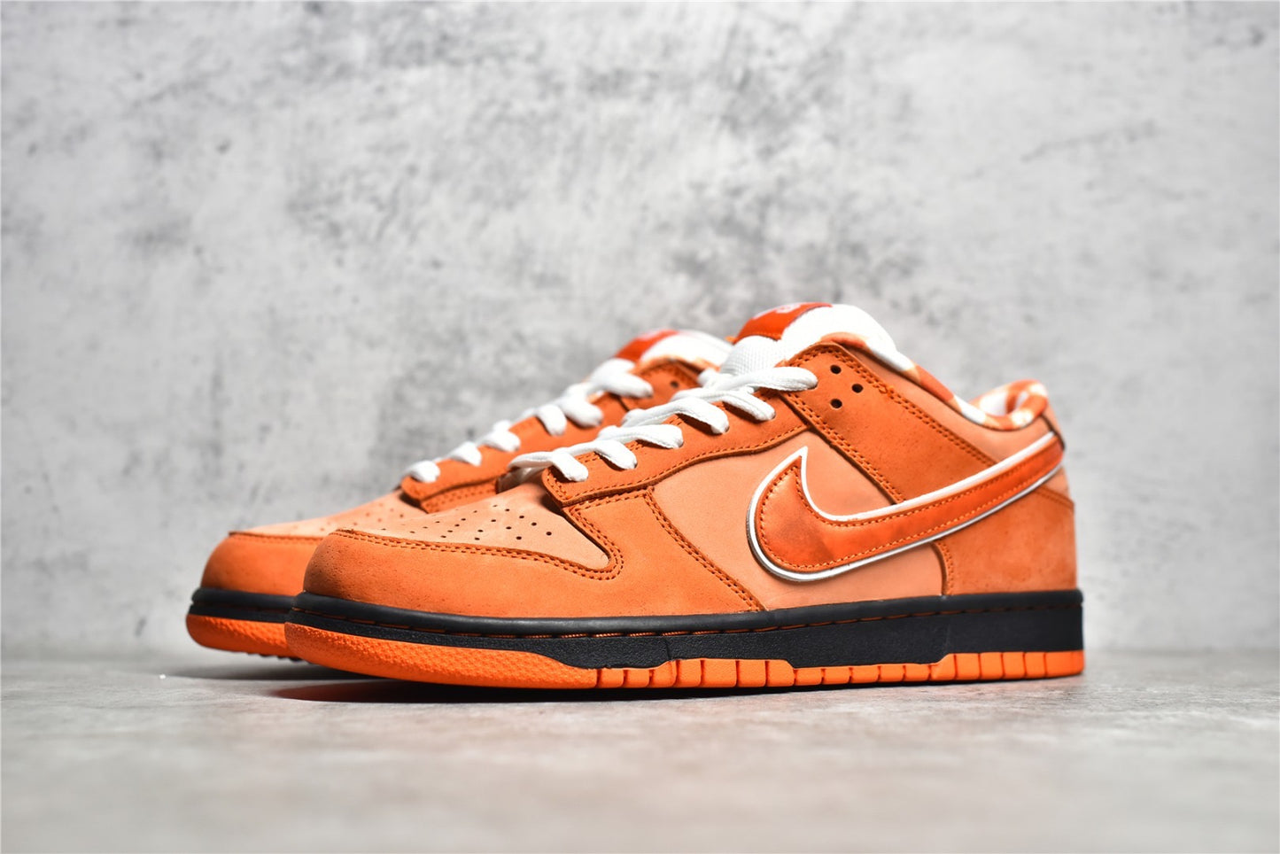 Dunk Low 'Orange Lobster'