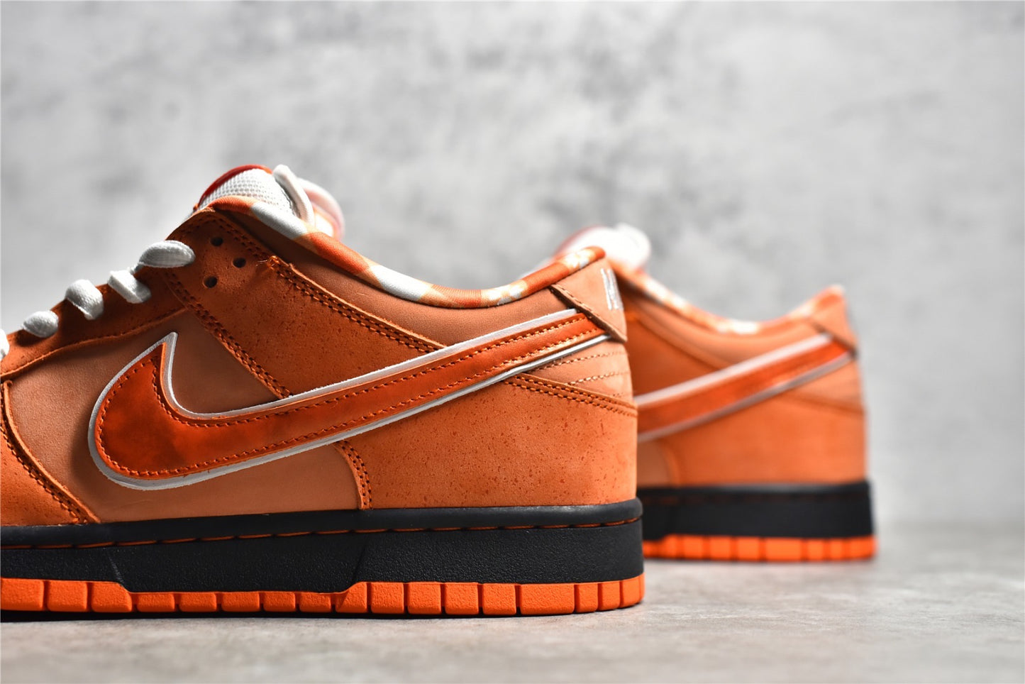 Dunk Low 'Orange Lobster'