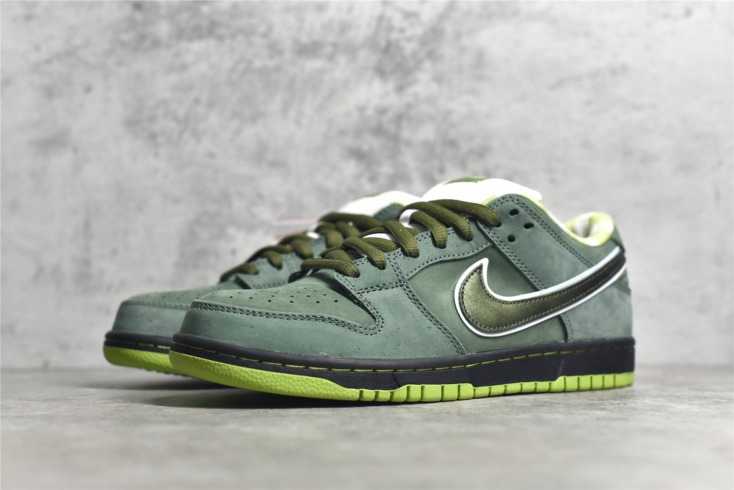 Dunk Low 'Green Lobster'