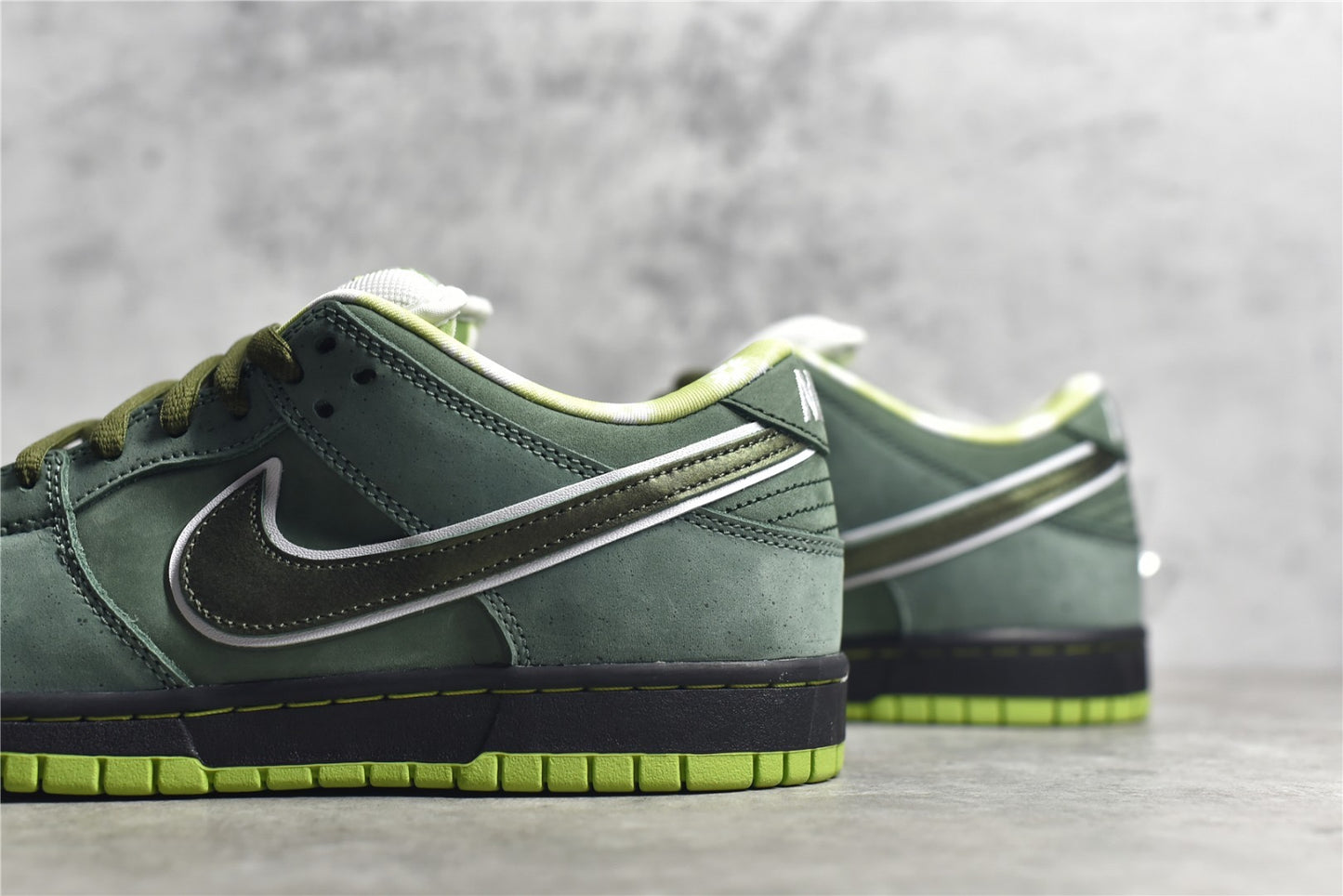 Dunk Low 'Green Lobster'