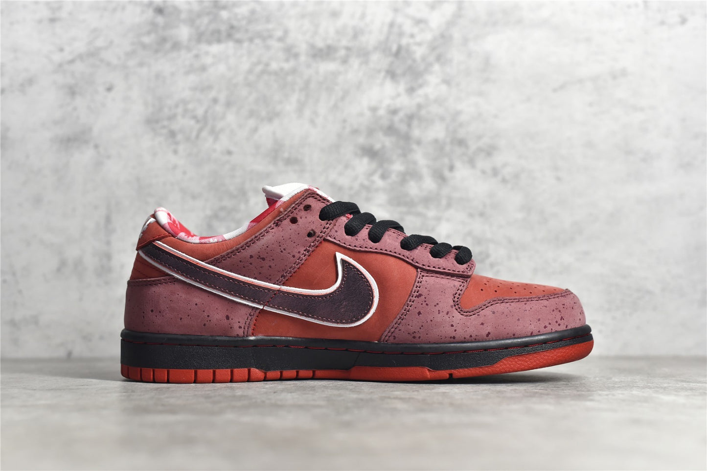 Dunk Low 'Red Lobster'