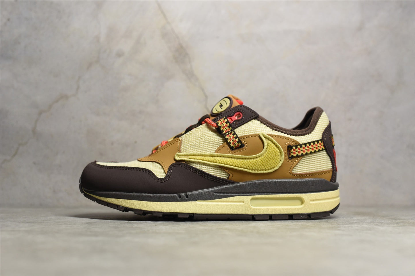 Air Max 1 Travis soctt”Baroque Brown“