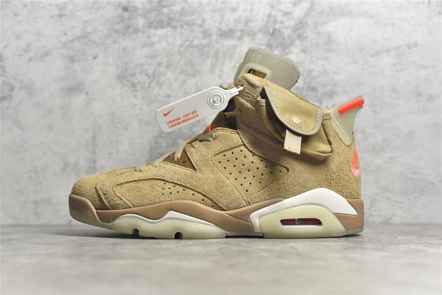 AJ6 Trivs Scott ”British Khaki“