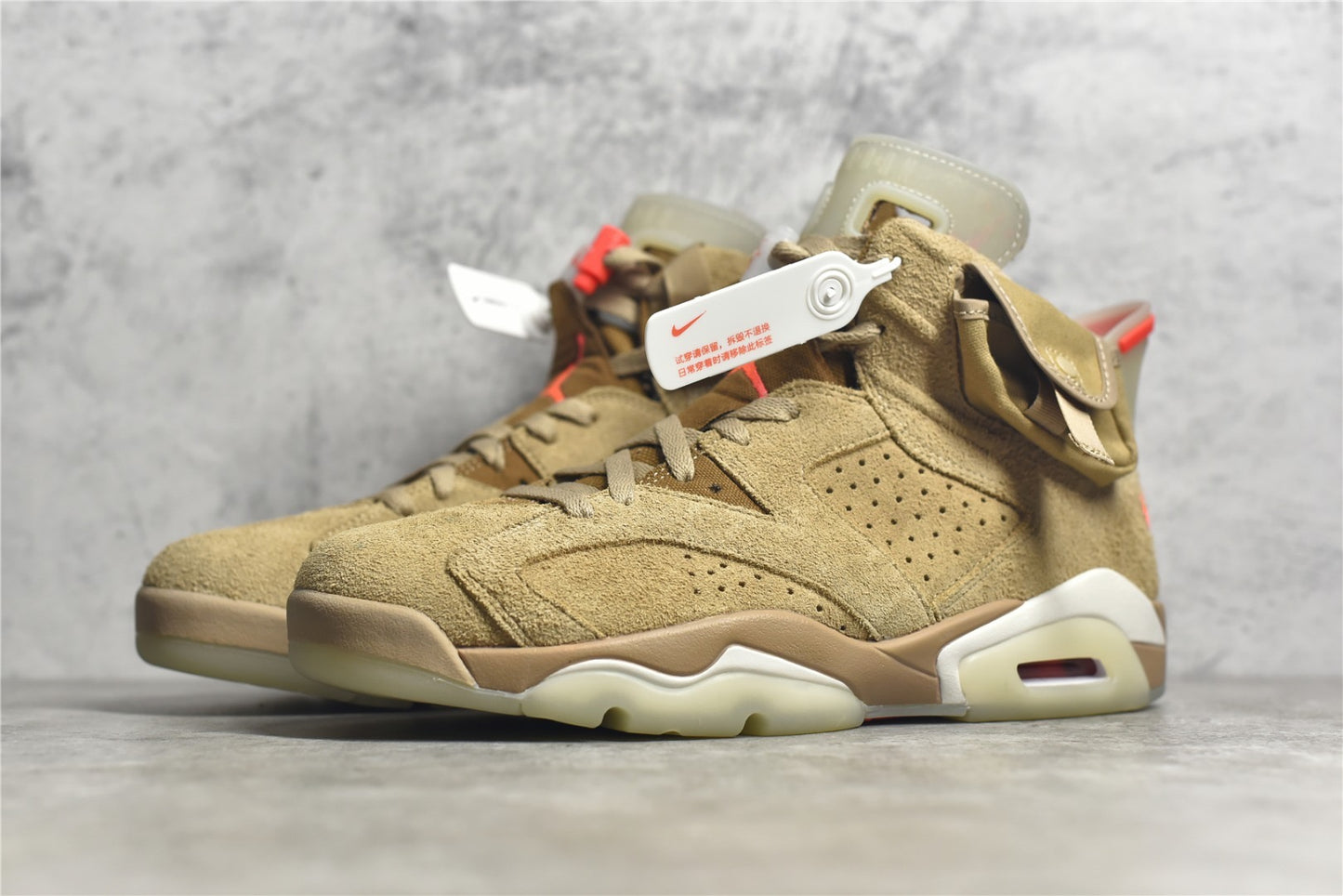 AJ6 Trivs Scott ”British Khaki“