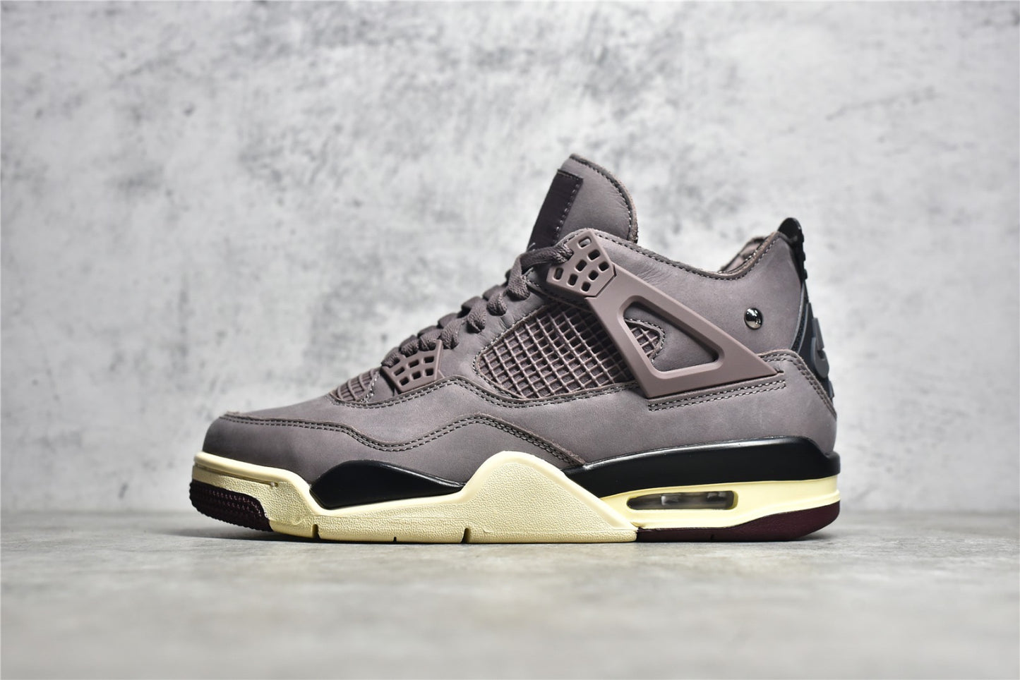 AJ4 'Retro Violet Ore'