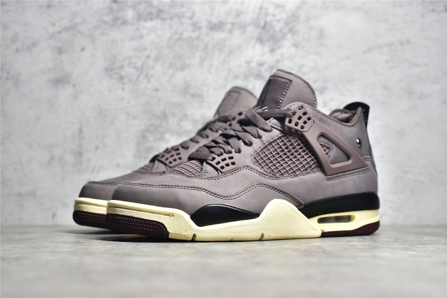 AJ4 'Retro Violet Ore'