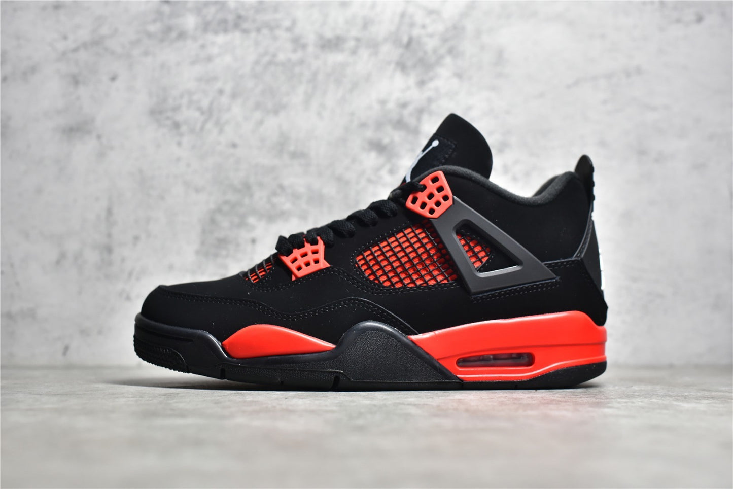 AJ4 'Red Thunder'