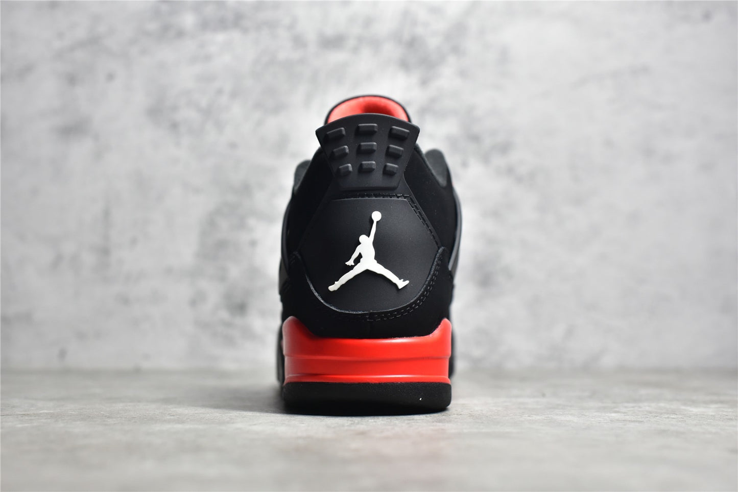 AJ4 'Red Thunder'