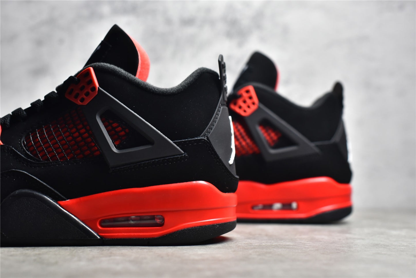 AJ4 'Red Thunder'