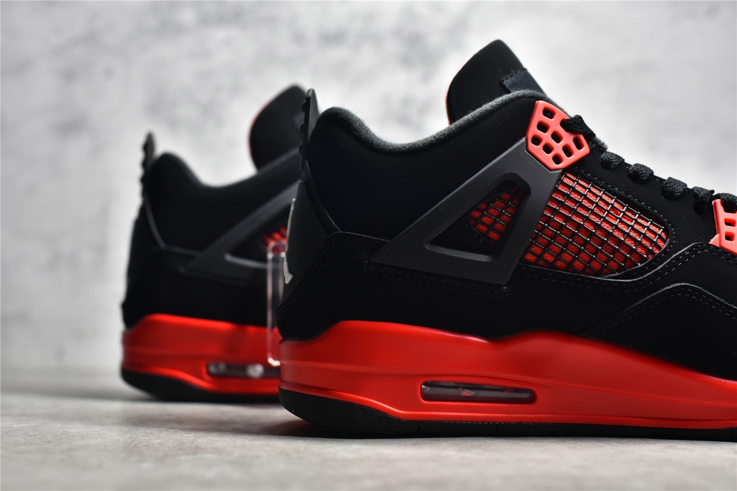 AJ4 'Red Thunder'