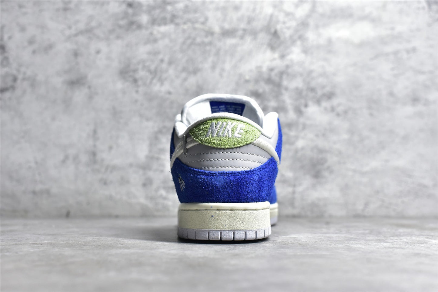 Dunk Low 'Fly Streetwear'