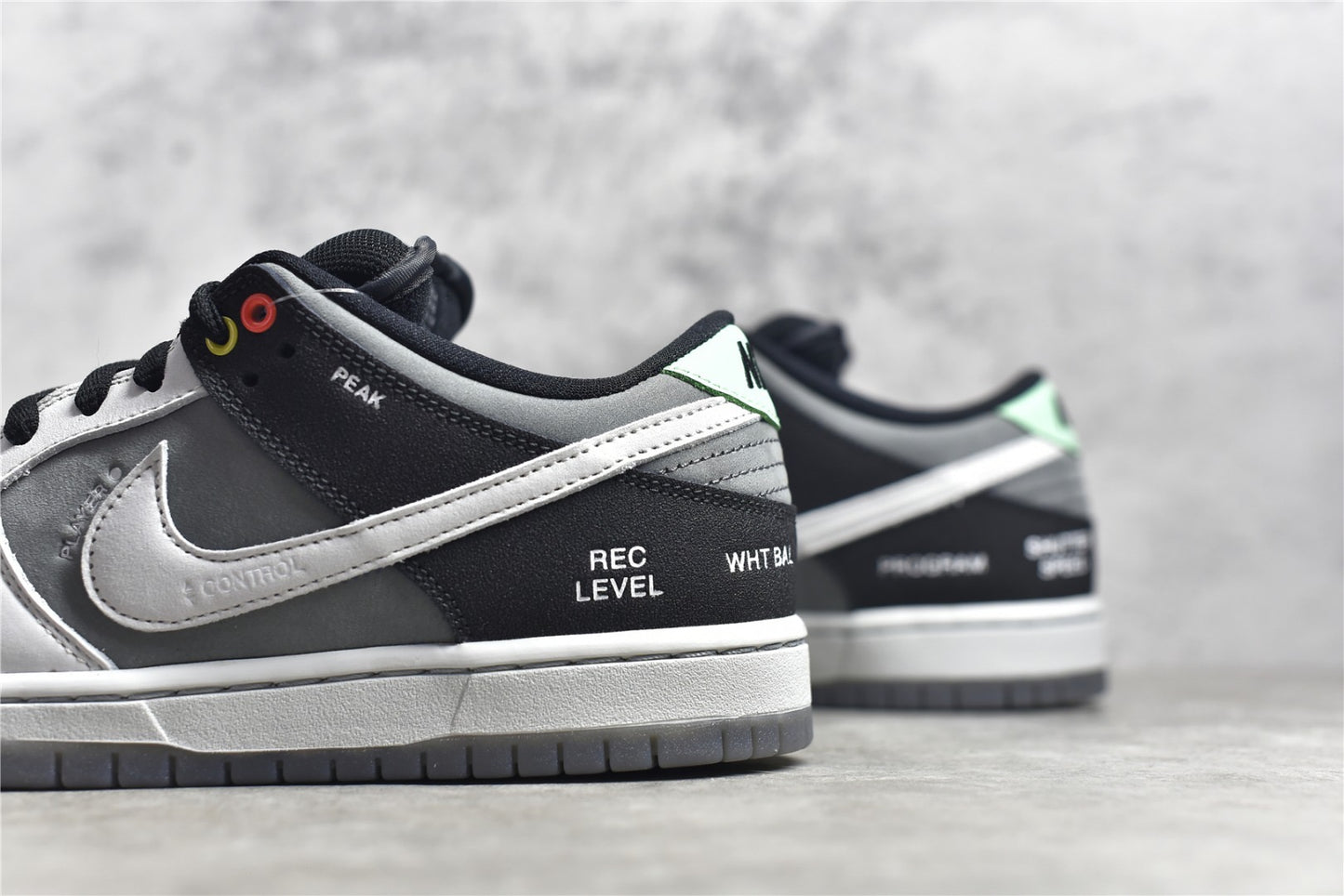 Dunk Low VX1000