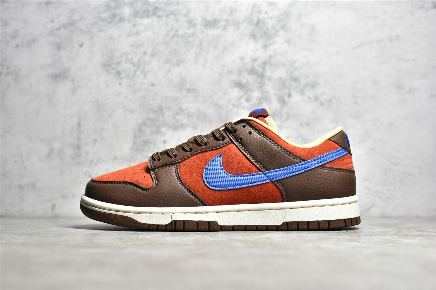 Dunk Low "Mars Stone"