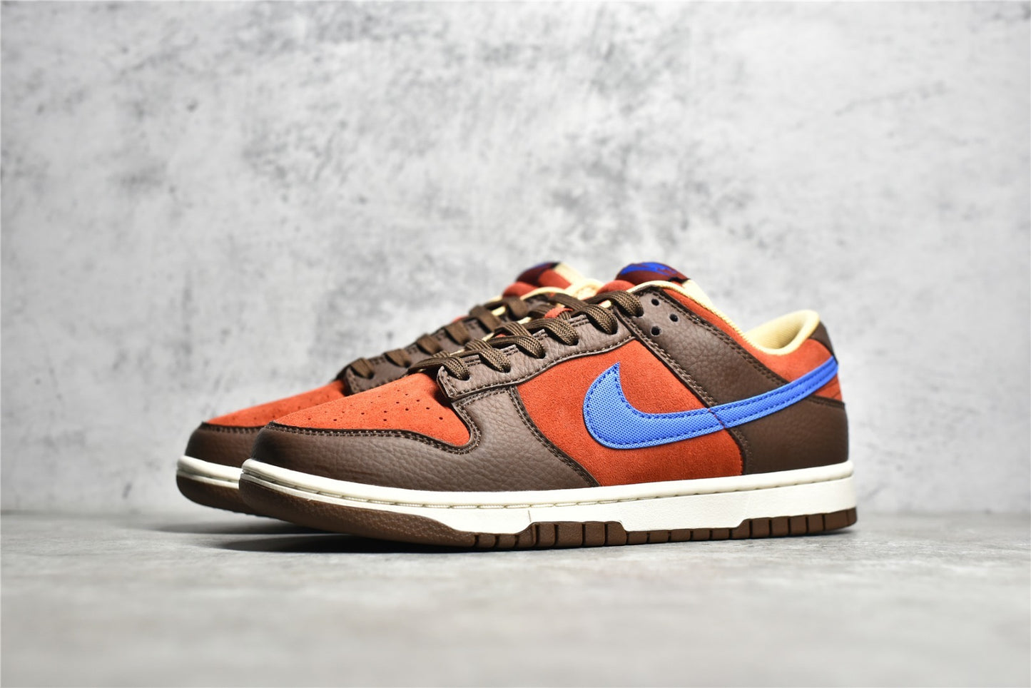 Dunk Low "Mars Stone"