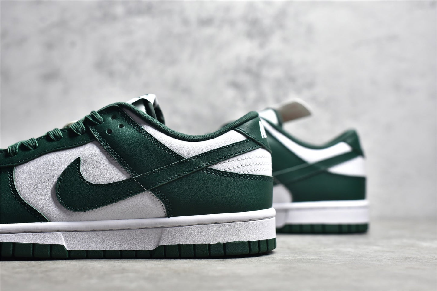 Dunk Low Varsity Green