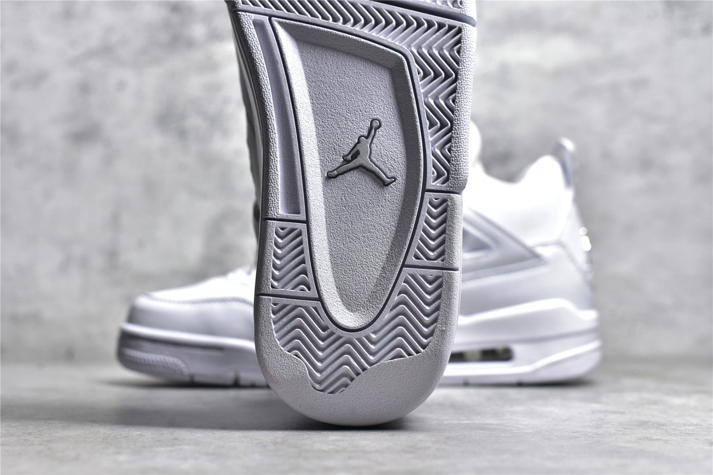 AJ4 Pure Money