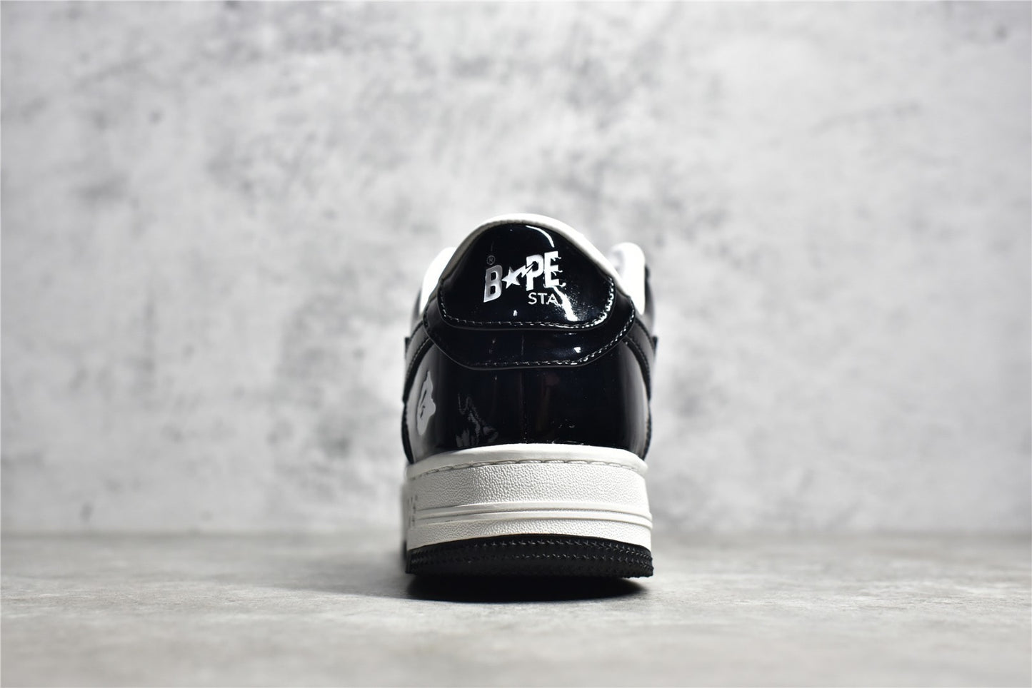 BAPESTA Black White