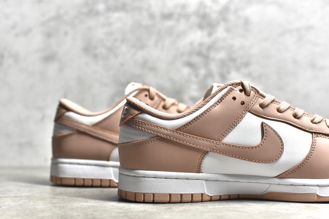 Dunk Low Rose Whisper