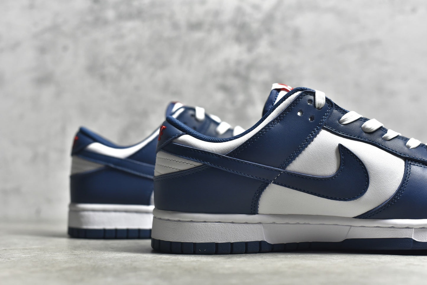 Dunk Low valerian Blue